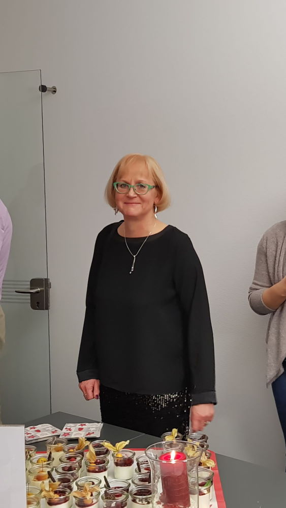 Beate (Leitung der Buchhaltung) – seit 17 Jahren bei TAIFUN Beate (Leitung der Buchhaltung) - seit 17 Jahren bei TAIFUN